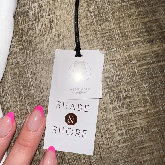 NWT Shade & Shore (Medium) Brand New White One Piece Swimsuit with Ruffle Straps - Picture 2 of 6